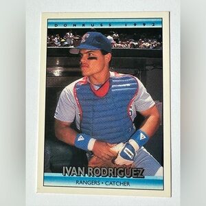 Ivan Rodriguez, Catcher. Texas Rangers. 1992 Donruss. No. 289.